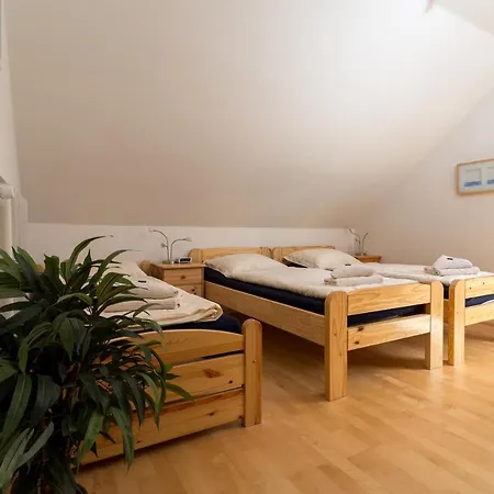 Haus Kloosterman Апартаменты *